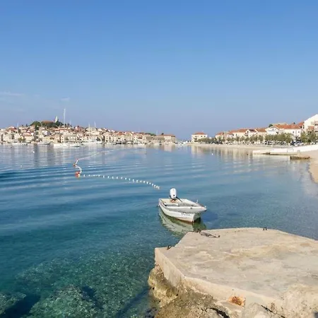 Daire In With Sea View, Balcony, Air Conditioning, Wifi 5154-1 Primošten