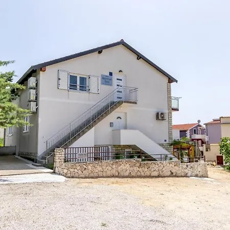 In With Sea View, Balcony, Air Conditioning, Wifi 5154-1 Daire